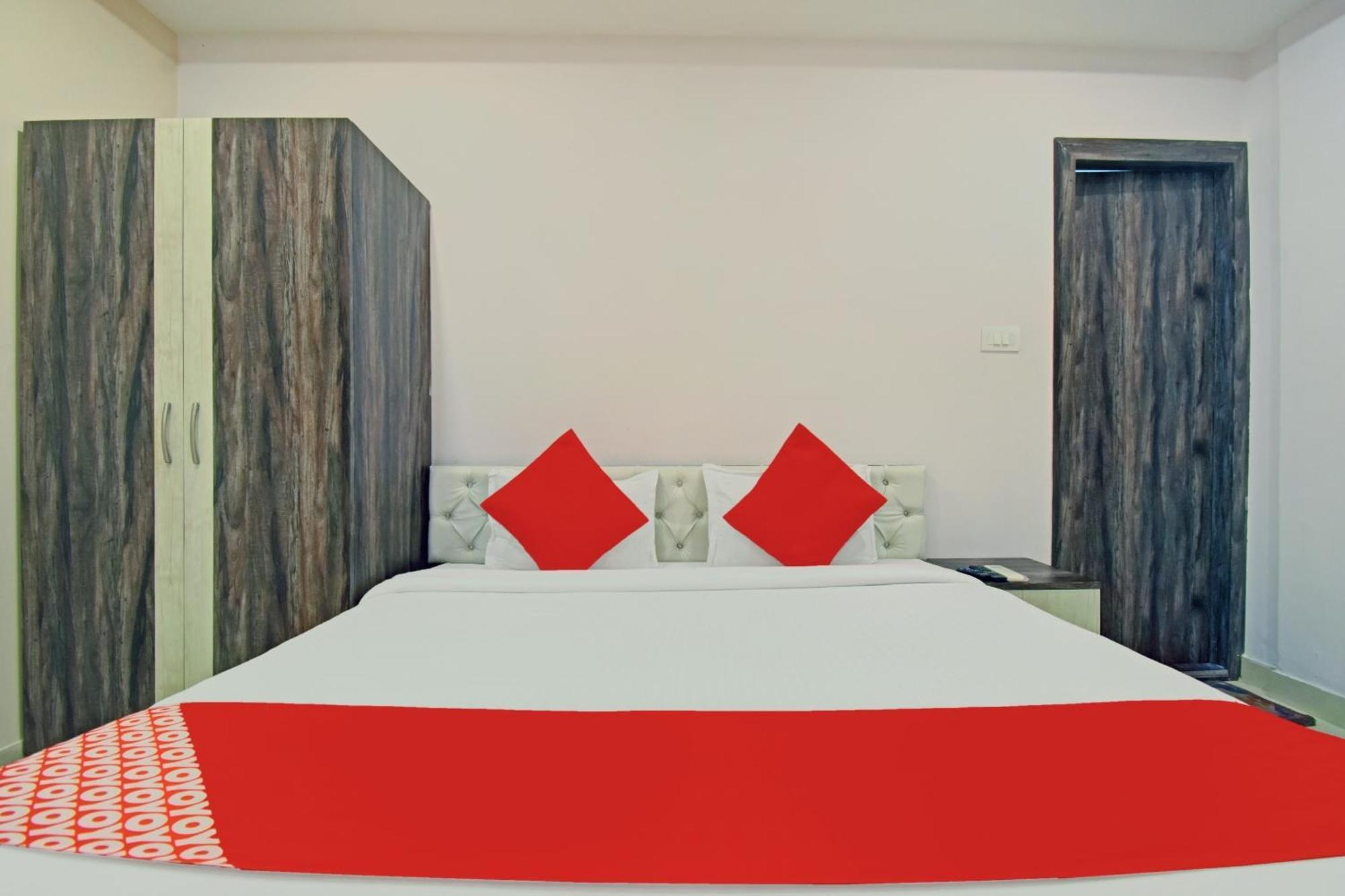 Hotel O Newtown Galaxy Panchuria 外观 照片