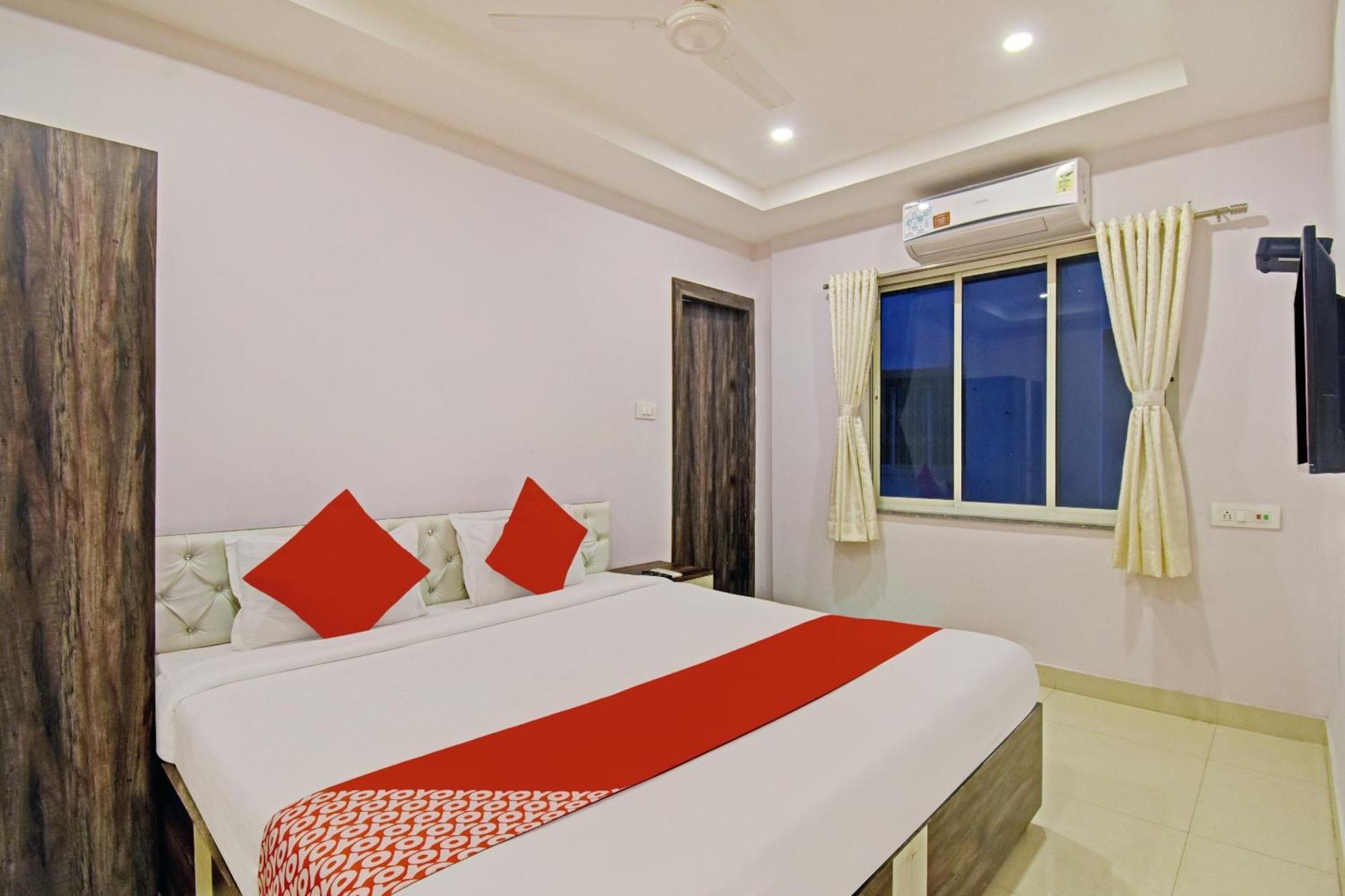 Hotel O Newtown Galaxy Panchuria 外观 照片